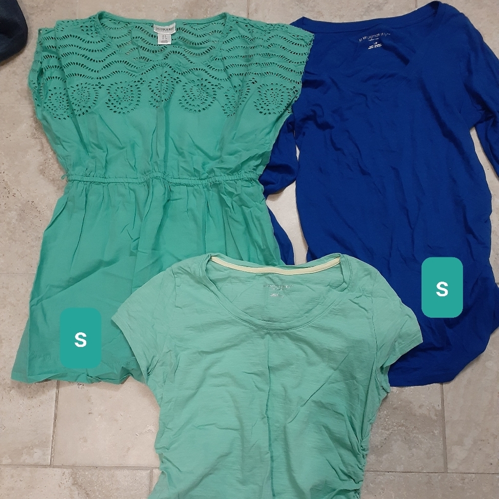 Size small maternity tops